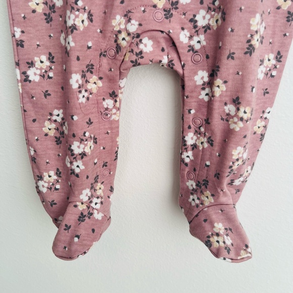Nicole Miller Dusty Lilac Floral 2 Piece Footie Set Size 6-9 Months NWT - Picture 8 of 12
